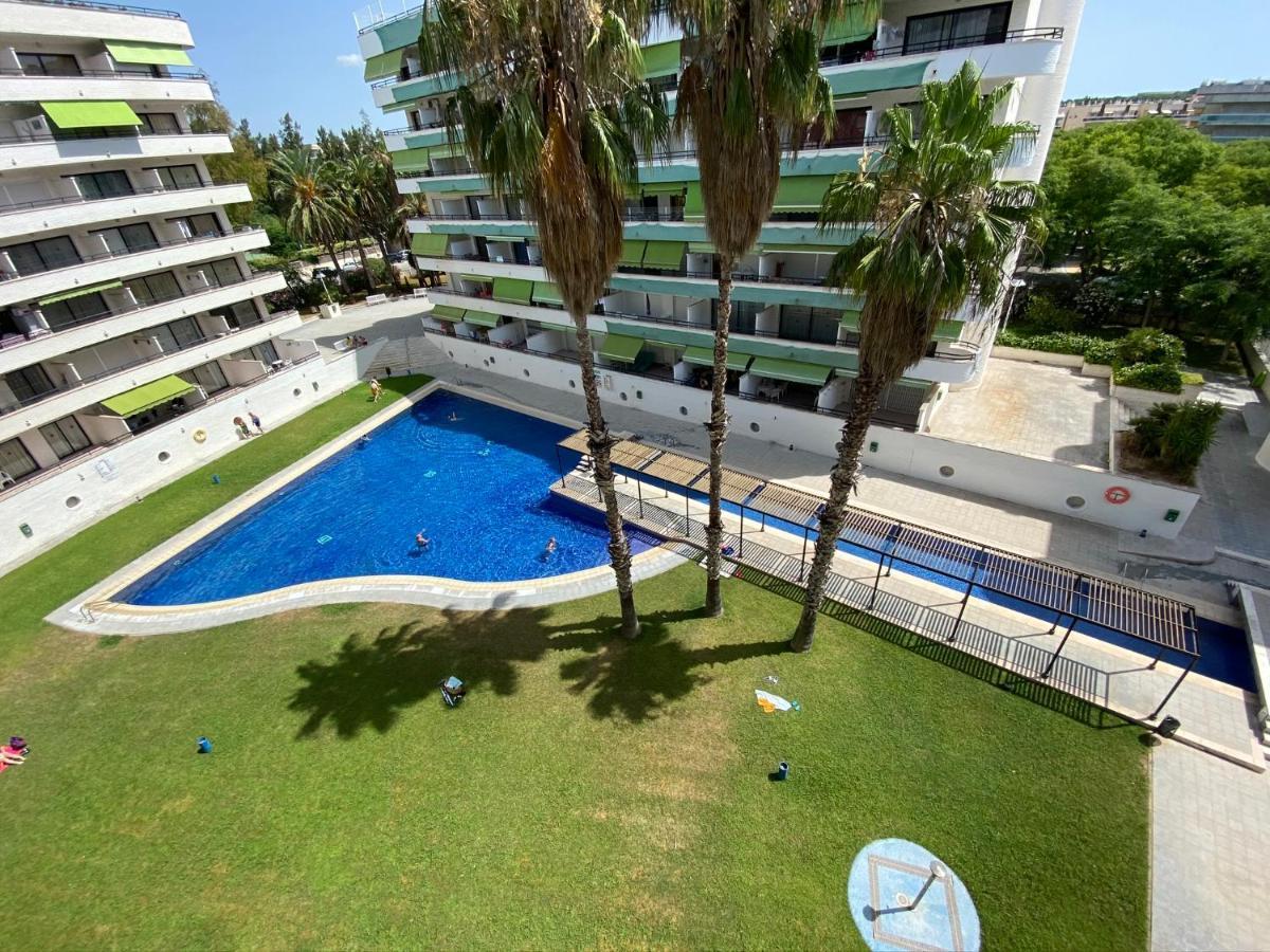 Apartamento Cerca De Playa Salou Bagian luar foto